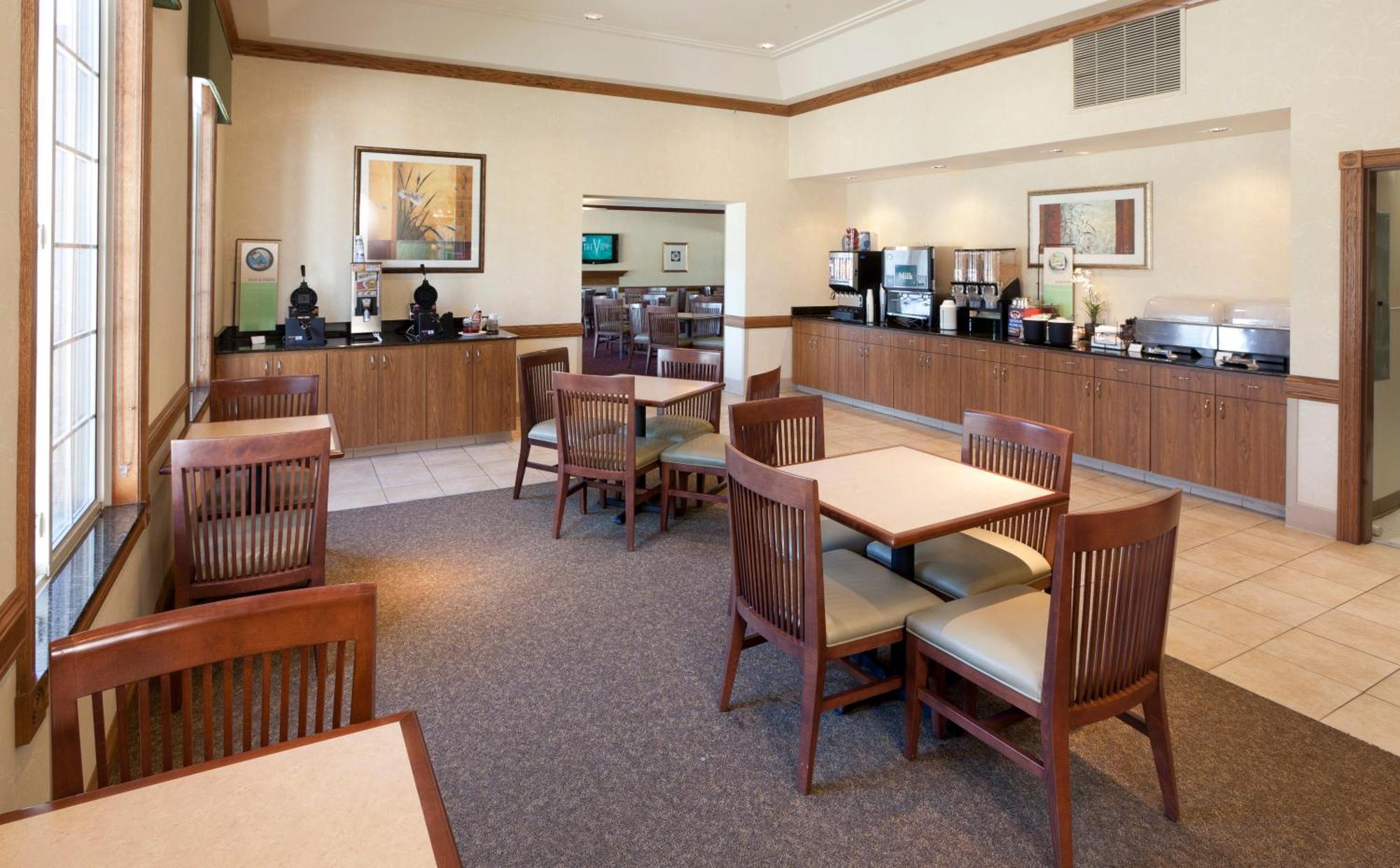 Country Inn & Suites By Radisson, Chanhassen, Mn Restoran gambar